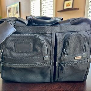 Tumi Alpha Expandable Organizer Laptop Brief